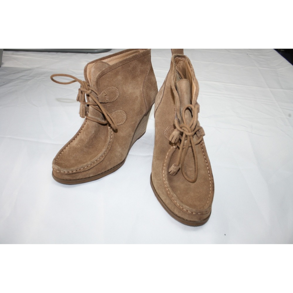 Lucky Brand Yaney Tan Suede Wedge Booties Lace Up Tassel Ankle Boots Womens 8.5 - Picture 2 of 8